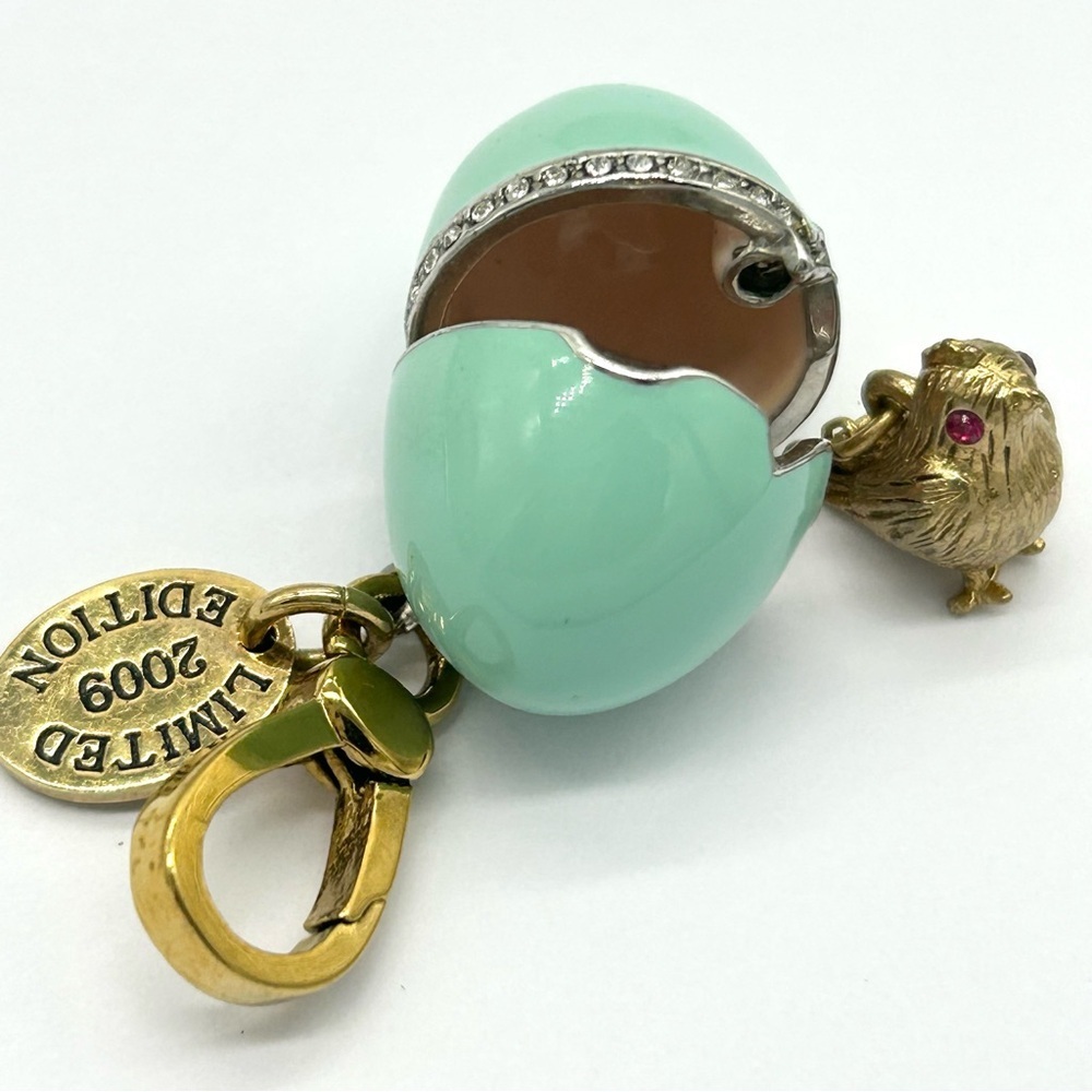 Juicy Couture 2009 Egg and Chick Charm